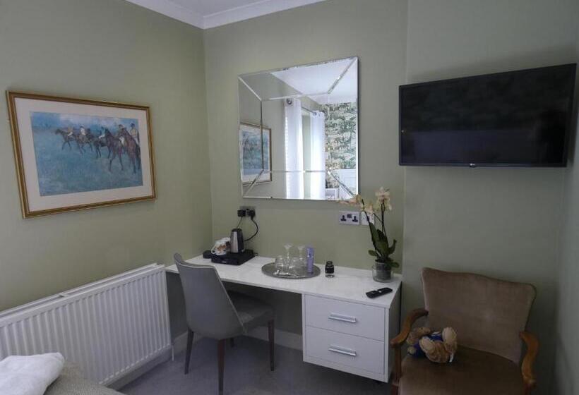 キングサイズベッドのデラックスルーム, Kentwood Guest House