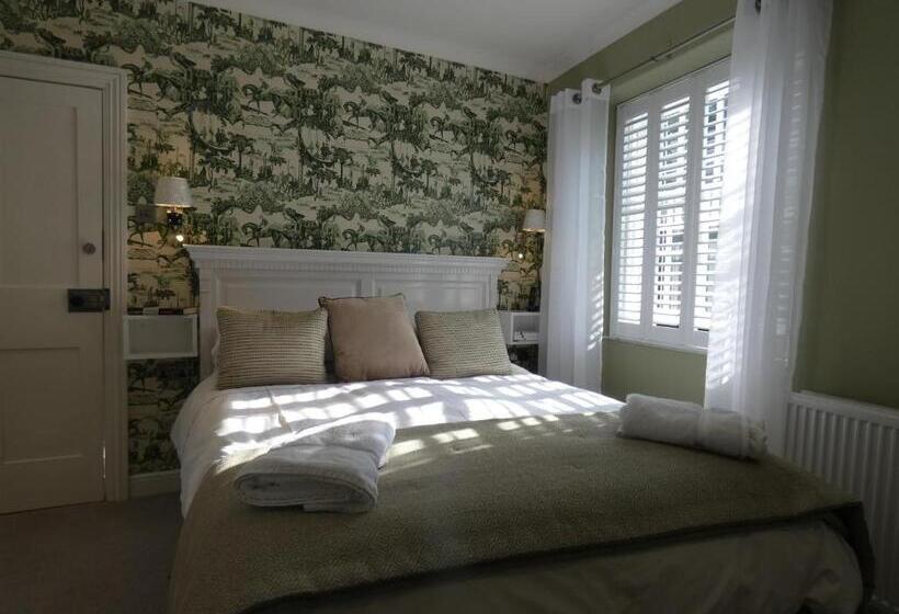 Номер Deluxe Кровать Кинг, Kentwood Guest House