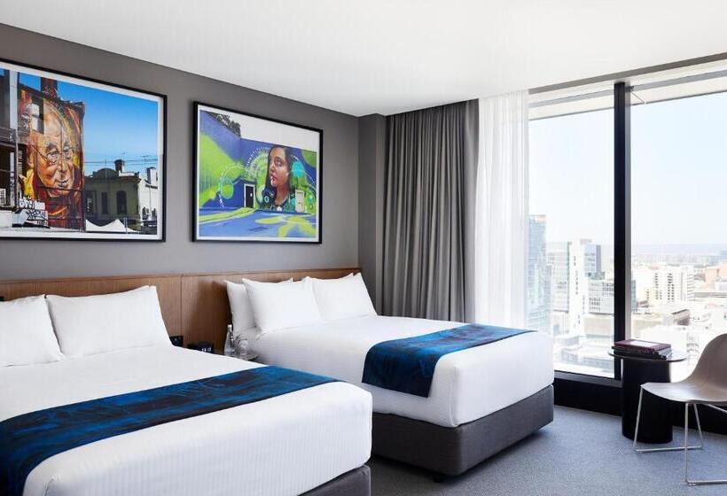 プレミアムルーム, The Adnate Perth Art Series