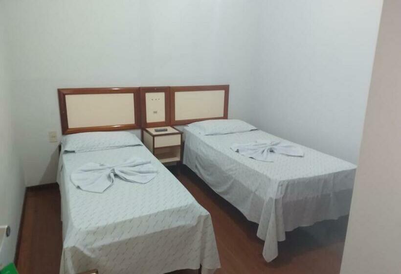 غرفة إقتصادية, Marcos Palace