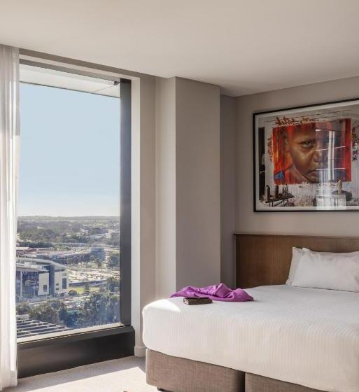 プレミアムルーム, The Adnate Perth Art Series