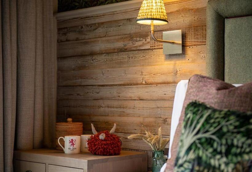 Дом 1 Спальня, The Red Lion & Manor House