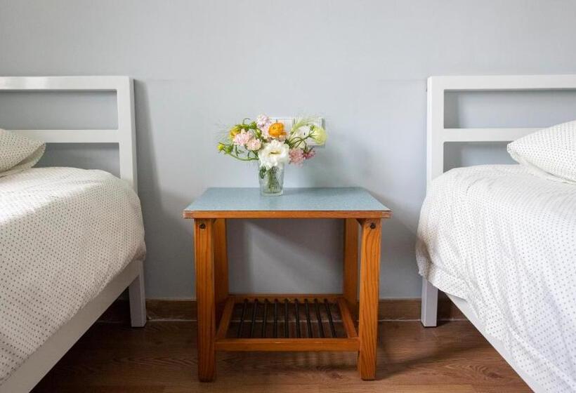 Номер Стандарт с Балконом, Shenzhen Loft Youth Hostel