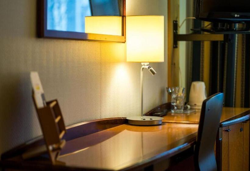 经济型三人房间, Budget Hotel Raahe