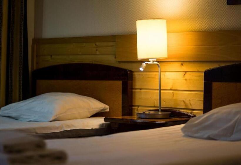 Трежместный Номер Economy, Budget Hotel Raahe