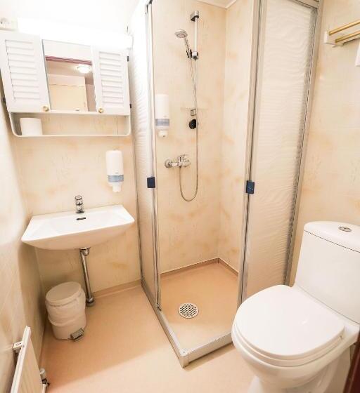 经济型三人房间, Budget Hotel Raahe