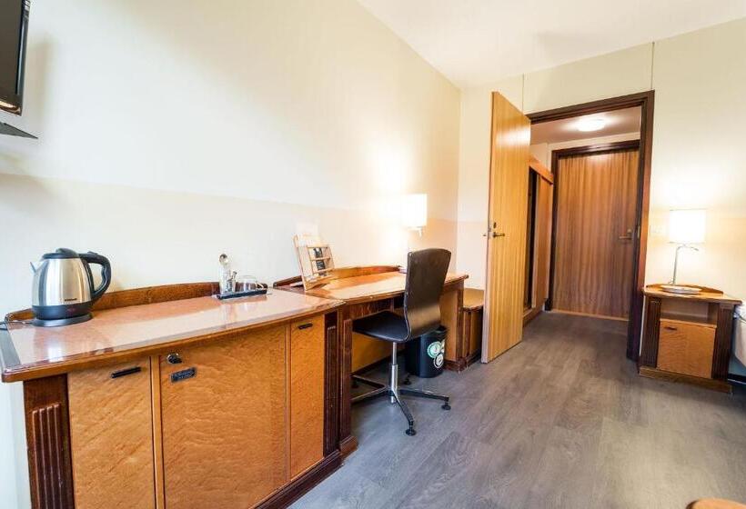 经济型三人房间, Budget Hotel Raahe