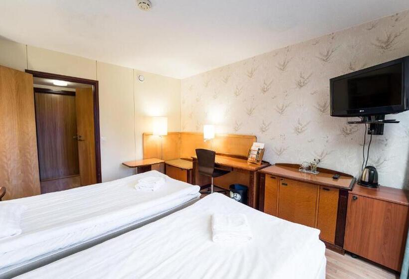 经济房, Budget Hotel Raahe