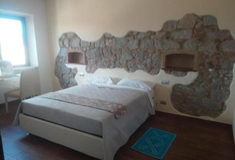 חדר סטנדרט נוף להרים, B&b Il Portico Orgosolo