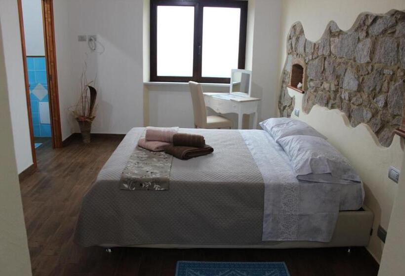 חדר סטנדרט נוף להרים, B&b Il Portico Orgosolo