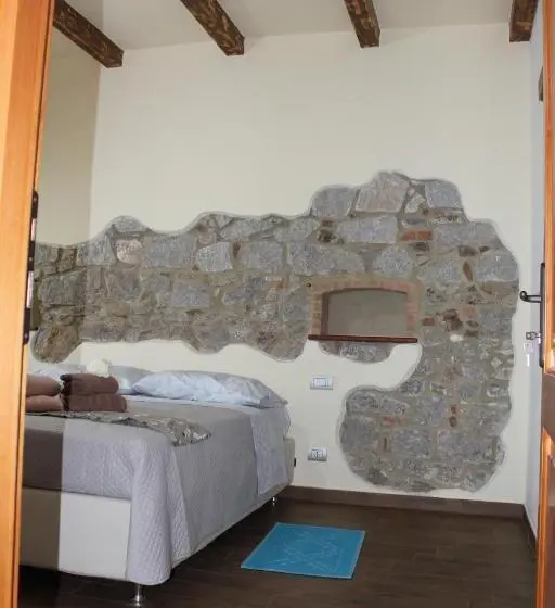 マウンテンビュースタンダードルーム, B&b Il Portico Orgosolo