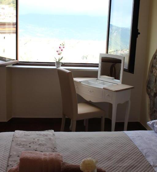 חדר סטנדרט נוף להרים, B&b Il Portico Orgosolo