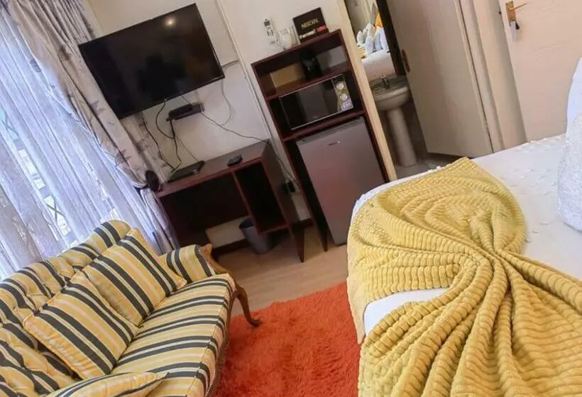 Standard-huone, Obaa Sima Guest House