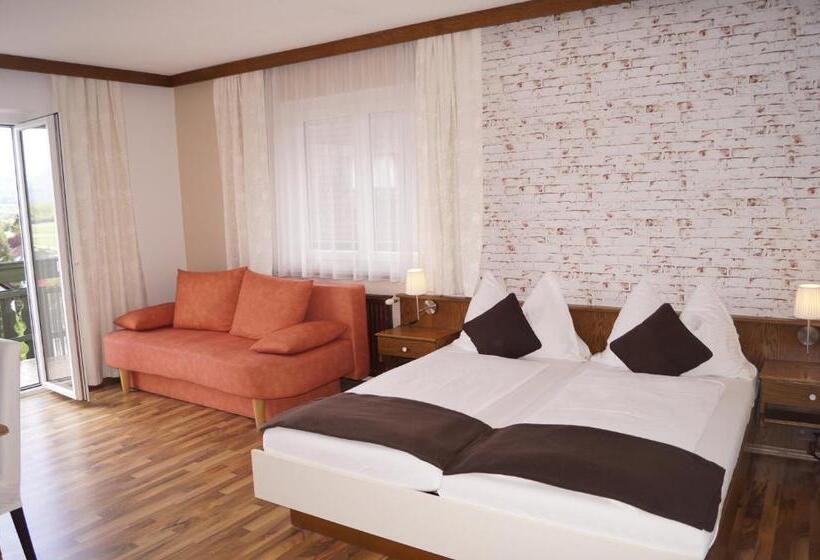 اتاق استاندارد سه تخته با بالکن, Pension Dobernig   Contactless Check In/stay