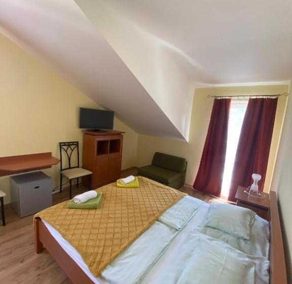 스탠다드 룸, Zalacsány Toscana étterem Panzió