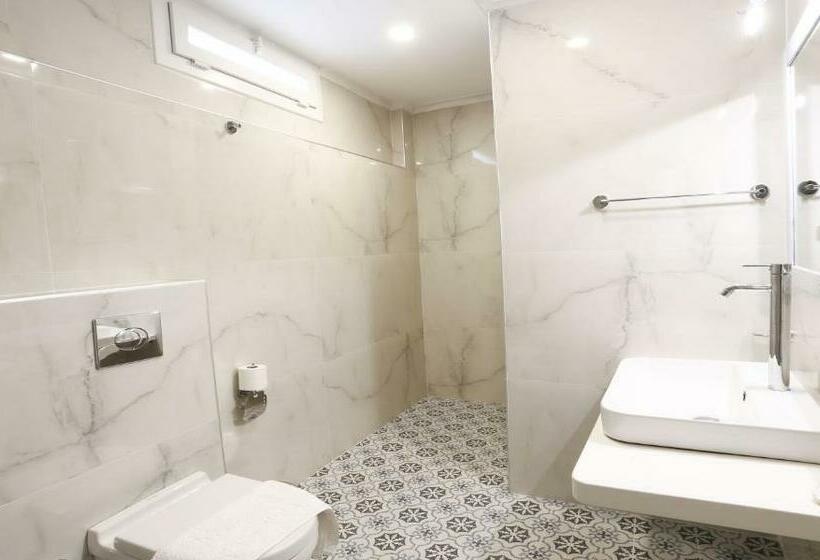 Studio Standard, Ceylan Boutique House