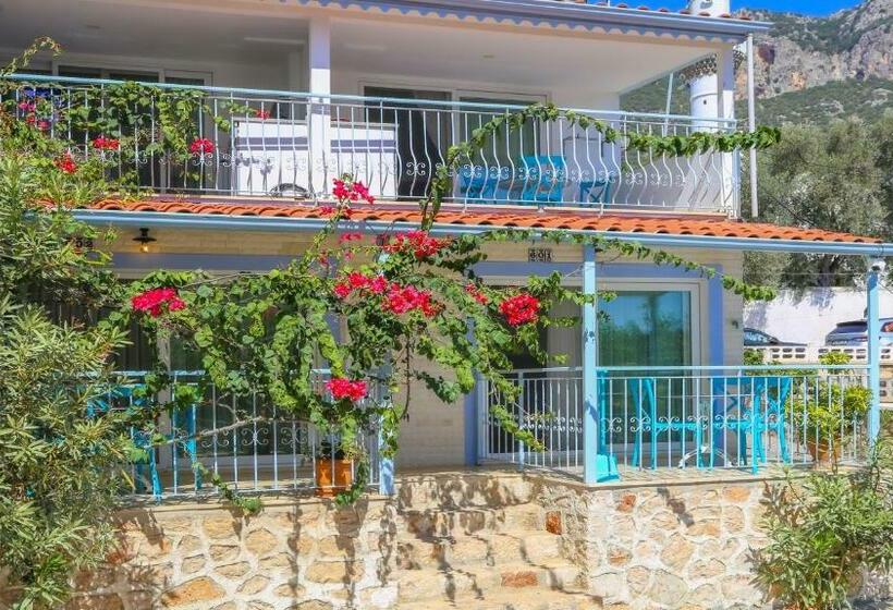 Studio Standard, Ceylan Boutique House