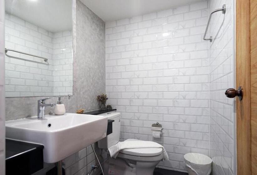 חדר סטנדרט עם מרפסת, Luck Esan Loft