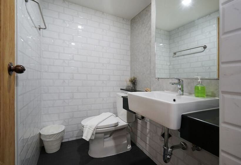 חדר דלוקס, Luck Esan Loft