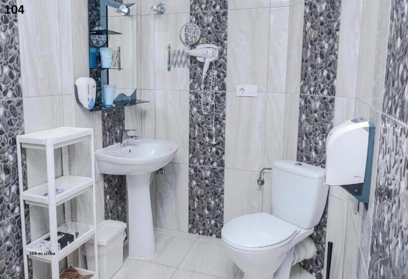 חדר סטנדרט, Zenubia