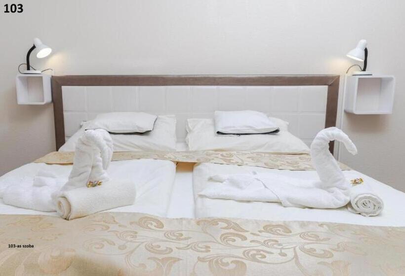 חדר סטנדרט, Zenubia