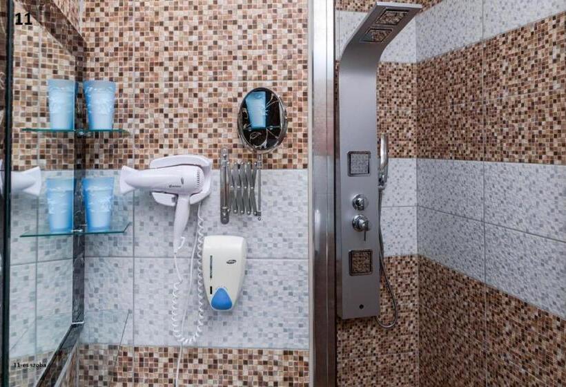 חדר סטנדרט, Zenubia