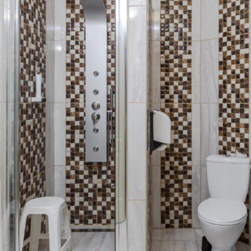 חדר סטנדרט, Zenubia