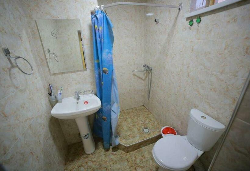 スタンダード４人部屋, Khiva Mirza Bobur Guest House