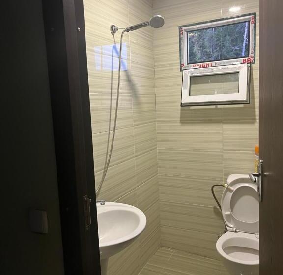 ویلای 3 خوابه, Nia S Guesthouse