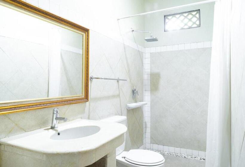 豪华房间, Reddoorz Plus Near One Bell Park Avenue