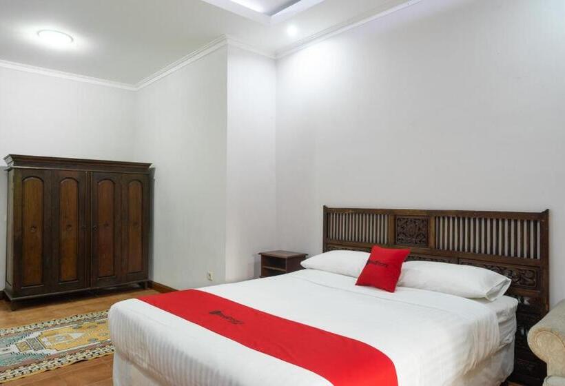 豪华房间, Reddoorz Plus Near One Bell Park Avenue