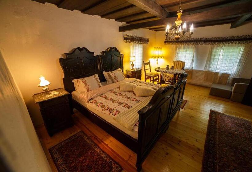 Номер Superior, Casa Poveste Pensiunea Muzeu