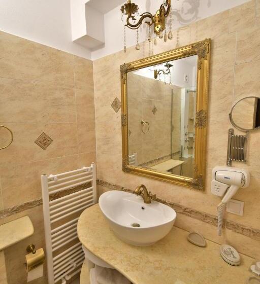 Номер Deluxe, Casa Poveste Pensiunea Muzeu