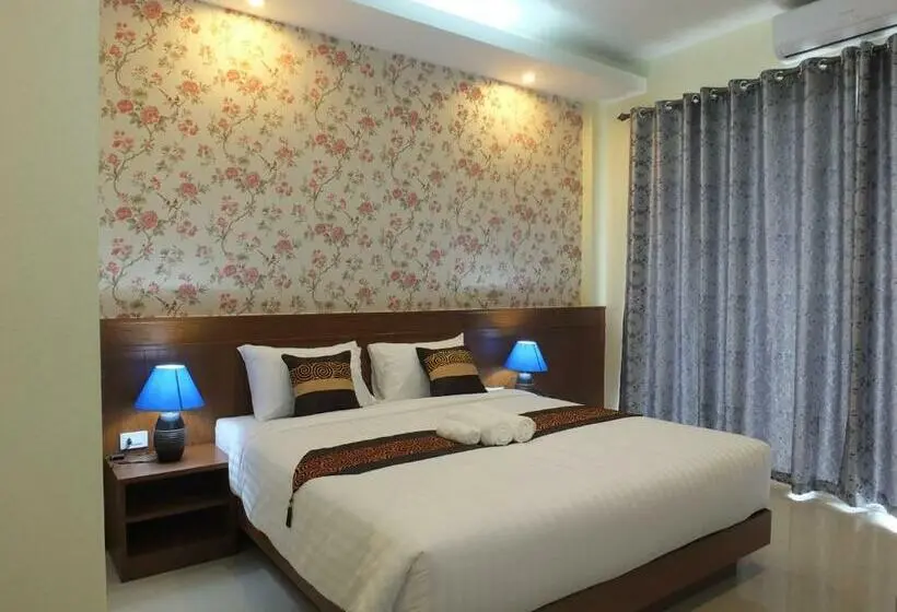 اتاق لوکس با تخت بزرگ, Karnmanee Place