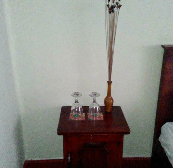 标准间, Osheen Family Guest House