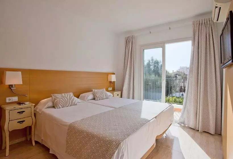 بانگلوی استاندارد, La Pergola Mallorca