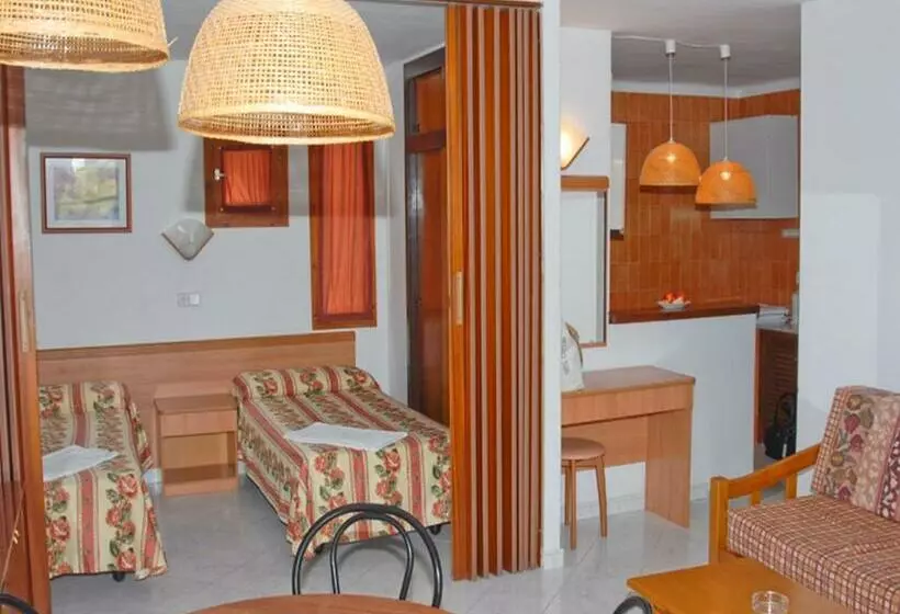 آپارتمان 1 خوابه, Apartamentos Del Rey