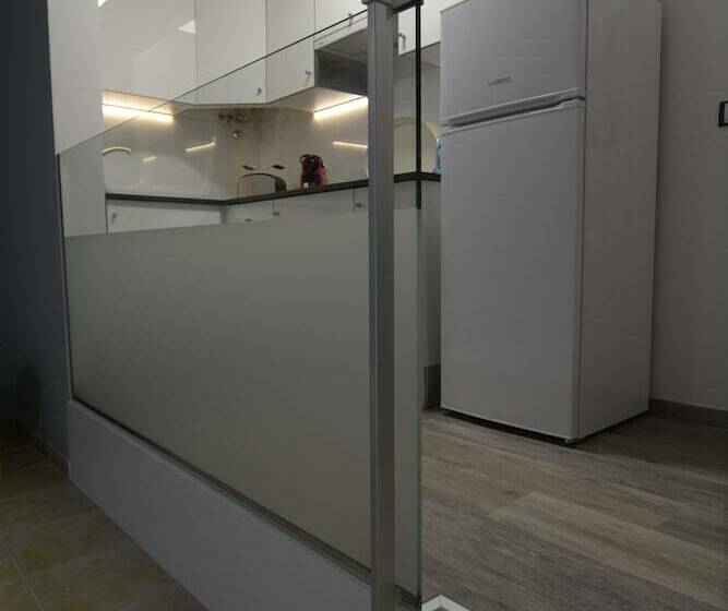 דירת חדר, Parque De Las Americas