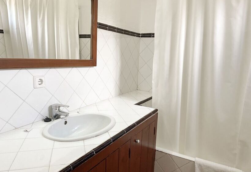 דירת שני חדרים, Binivell Park   Caliu Apartments