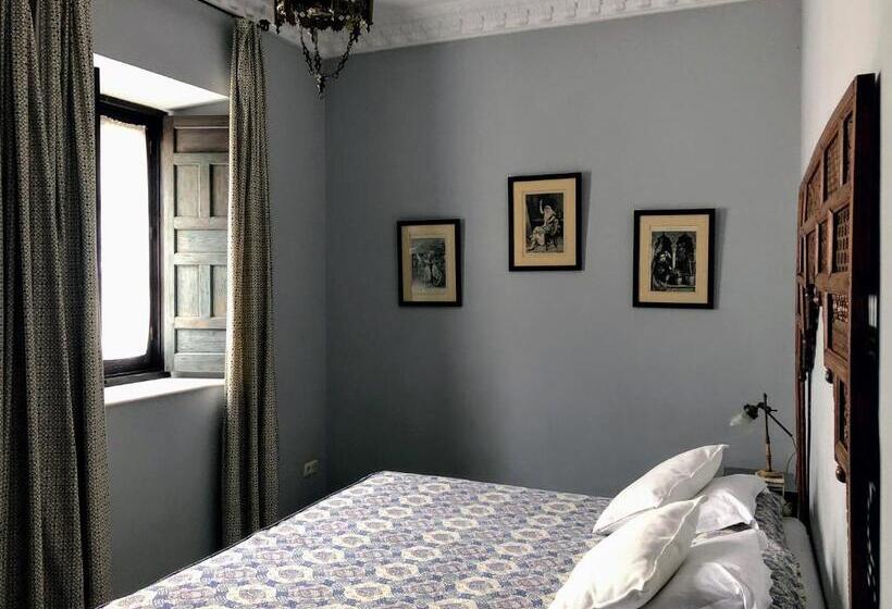 اتاق استاندارد چهار تخته, Casa Imperial