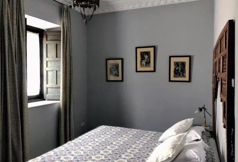 اتاق استاندارد چهار تخته, Casa Imperial