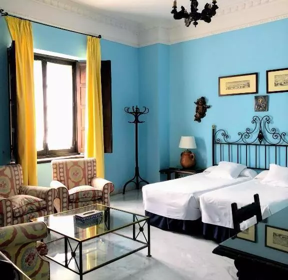اتاق استاندارد چهار تخته, Casa Imperial