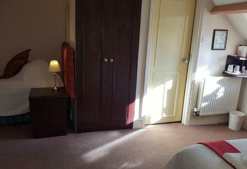 غرفة قياسية, Edward