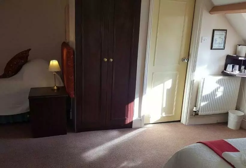Chambre Standard, Edward