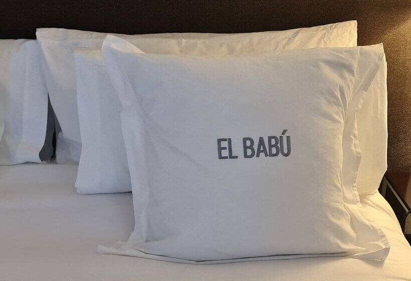 Номер Superior, El Babú