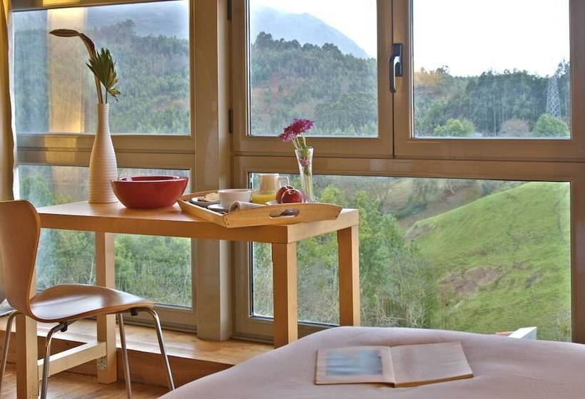 Номер Superior, El Babú