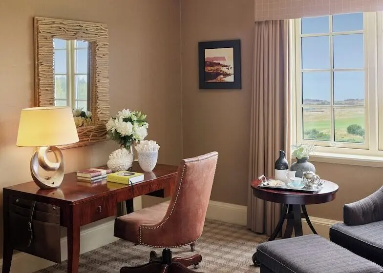 Deluxe Room King Size Bed, Fairmont St Andrews Scotland