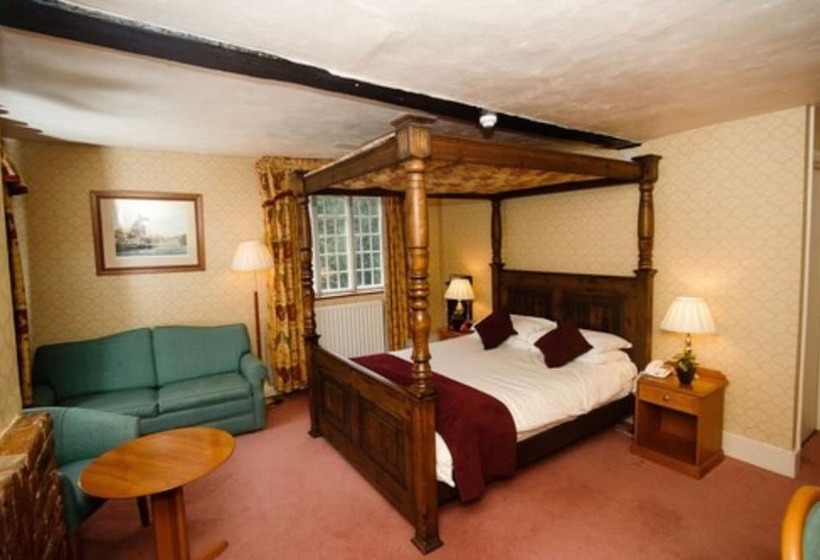 Quarto standard, Howfield Manor