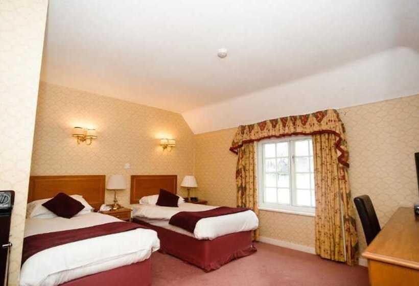 Quarto standard, Howfield Manor