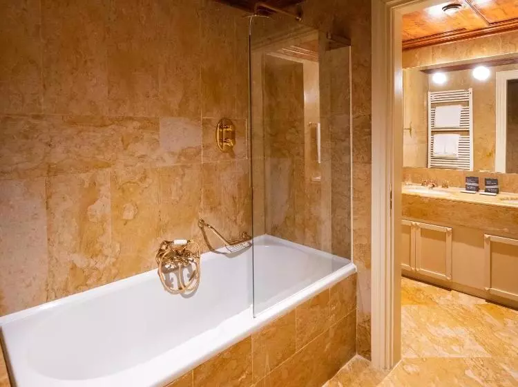 デラックススイート, QC Termegarda Spa & Golf Resort